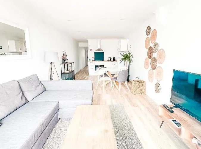 Oursea - Sea Front Fully Renewed 2021 Apartmán *